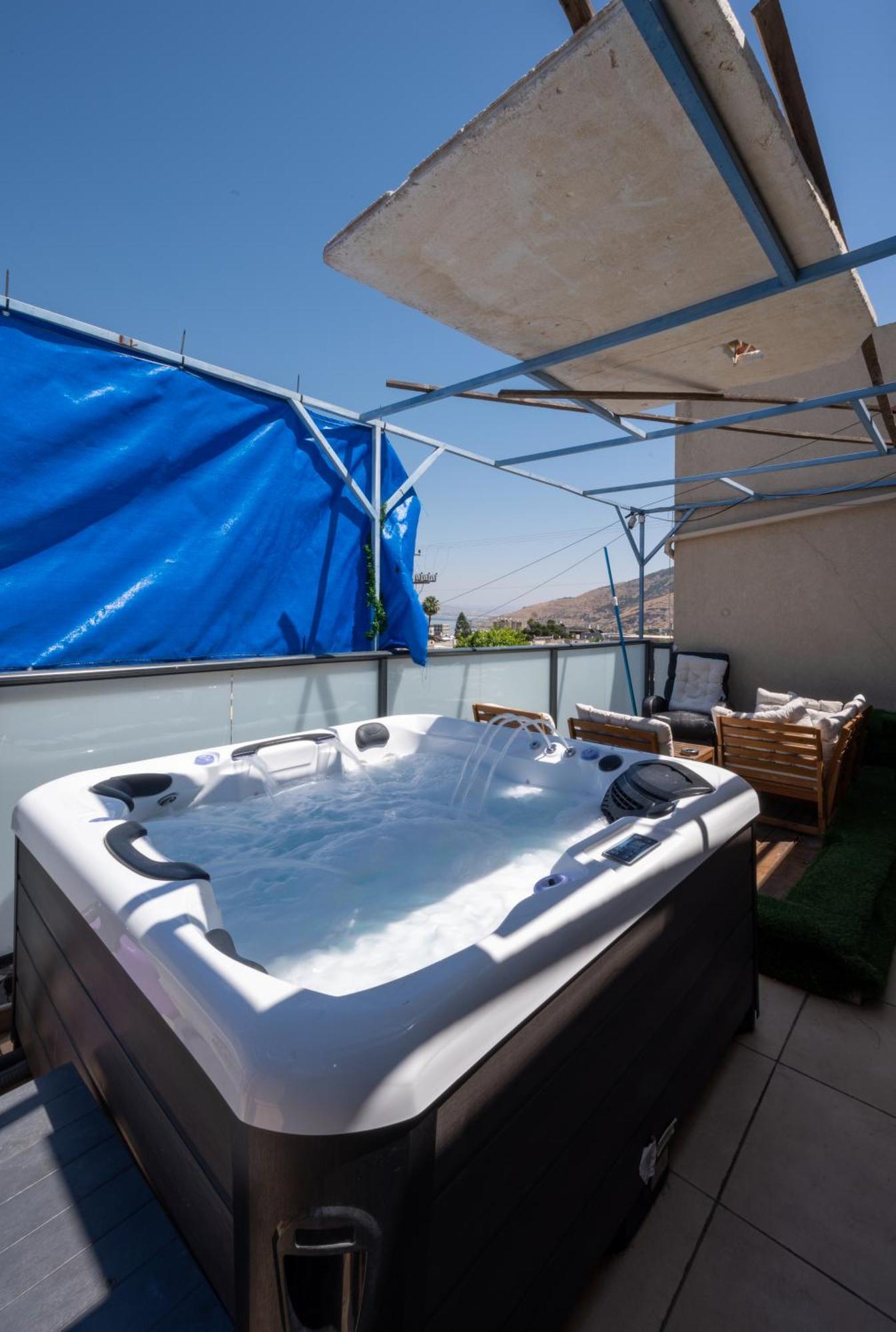Levication 2 Bedrooms Pool&Jacuzzi Tiberíades Exterior foto